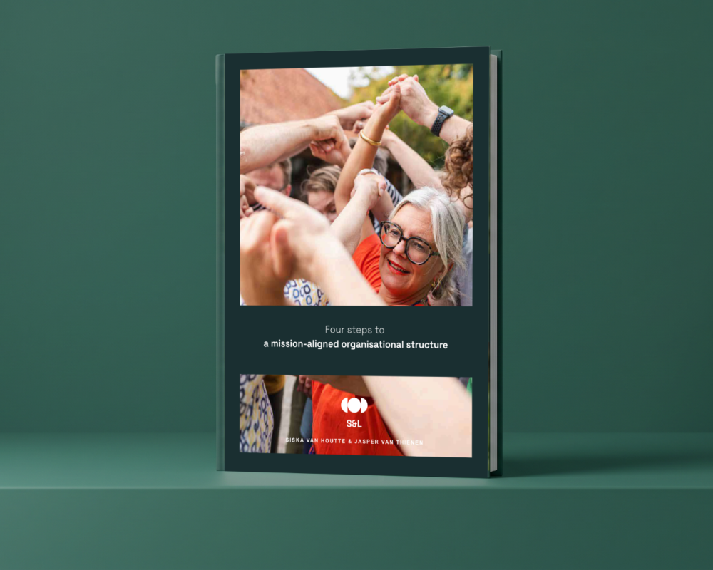 e-Book: 4 Steps to a Service-Oriented Organizational Structure